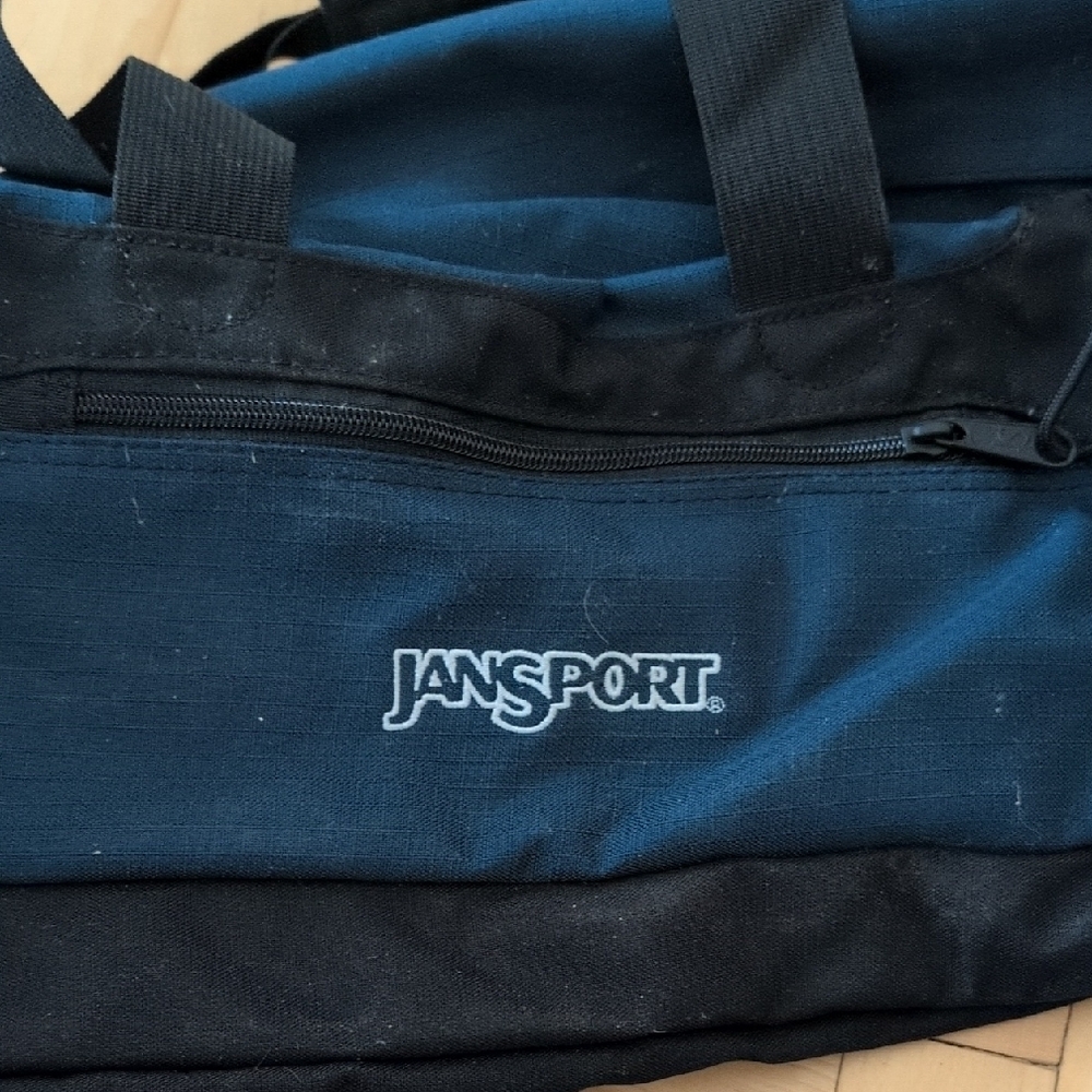 Jansport Notre Dame Duffle Bag - Picture 2 of 2